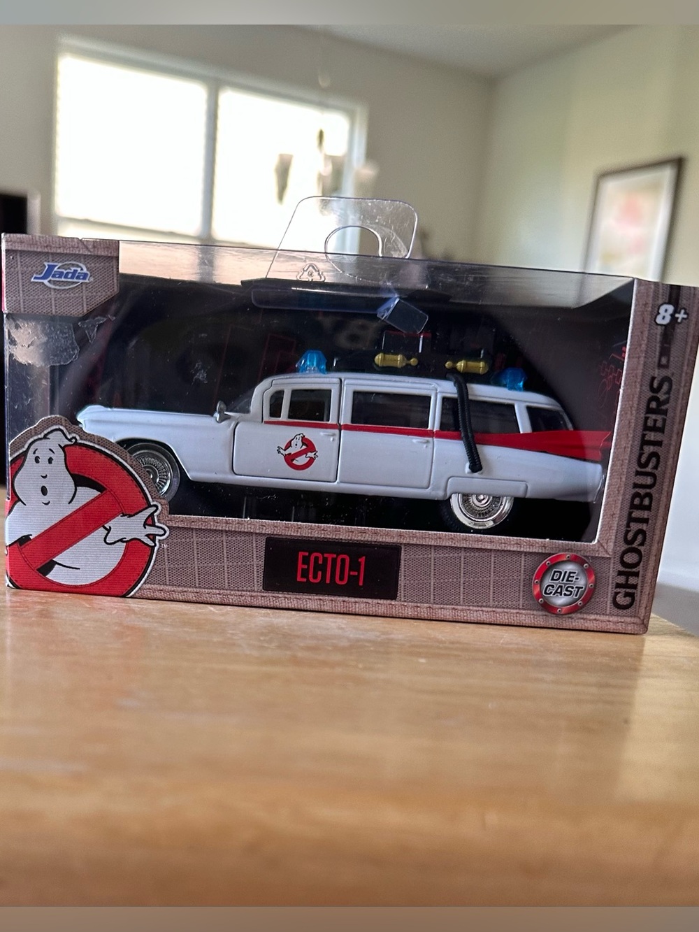 Ecto-1 Ghostbusters Die-Cast Car - White with Red Accents